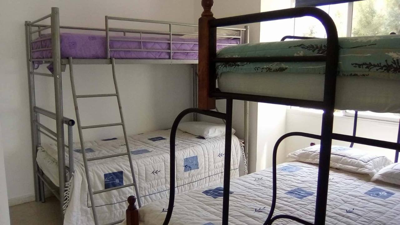 Paphos Inn Екстер'єр фото