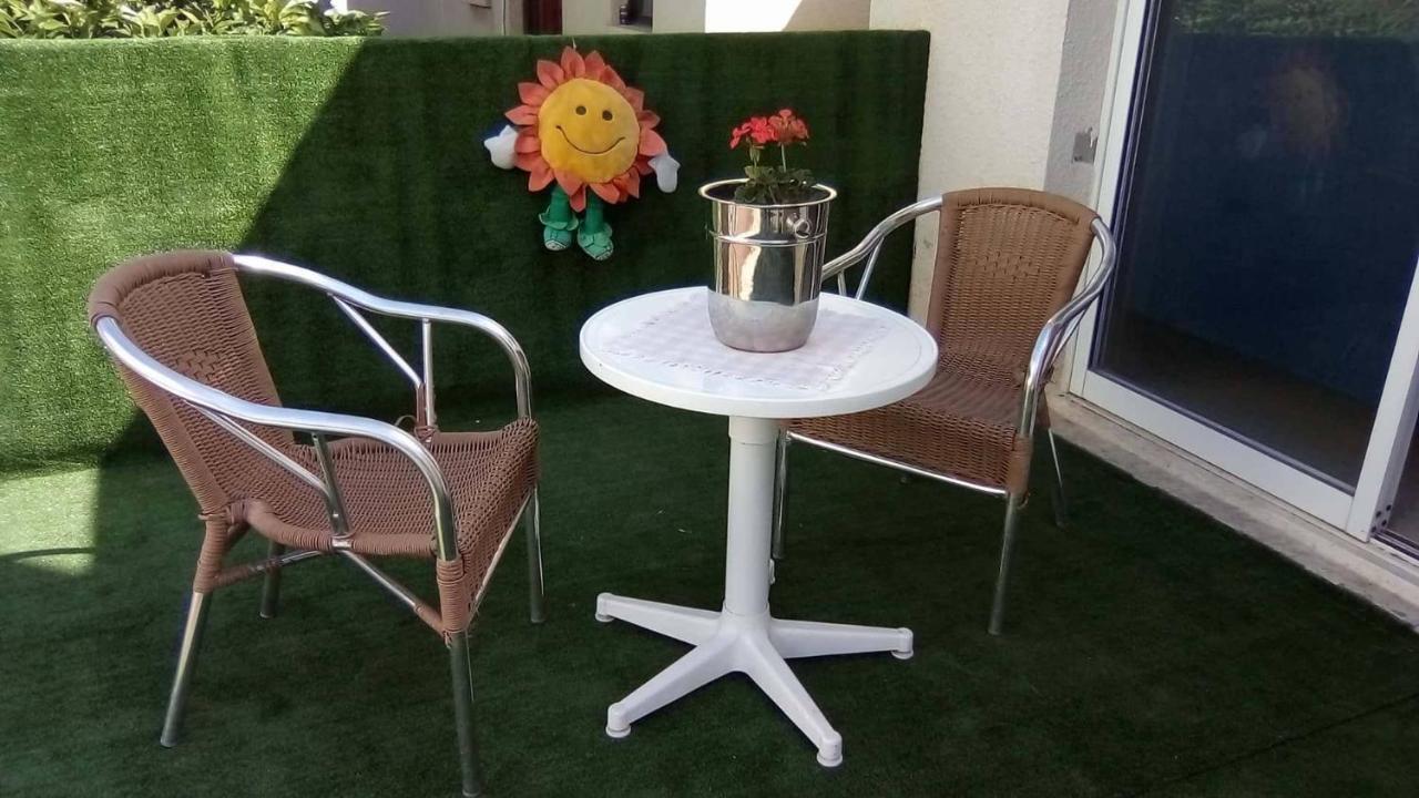 Paphos Inn Екстер'єр фото