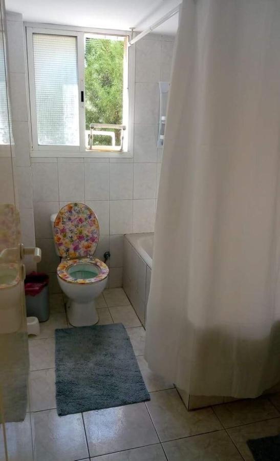 Paphos Inn Екстер'єр фото