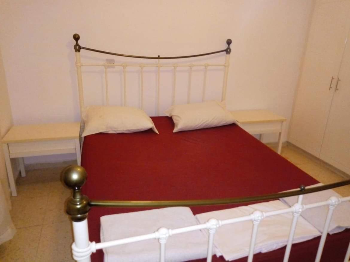 Paphos Inn Екстер'єр фото